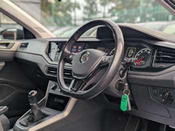 Used Volkswagen Polo 2018 for sale - 75298040: Photo