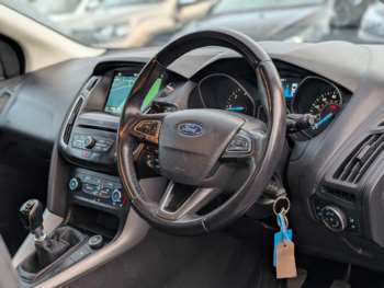 Used Ford Focus 2017 for sale - 74503242: Photo