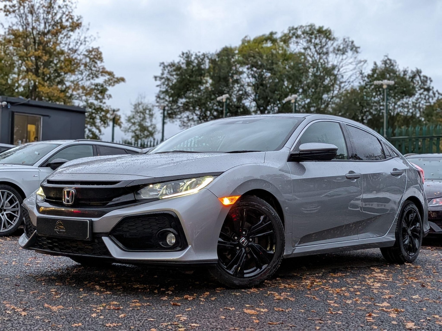 Used Honda Civic 2018 for sale - 76370651: Photo 5