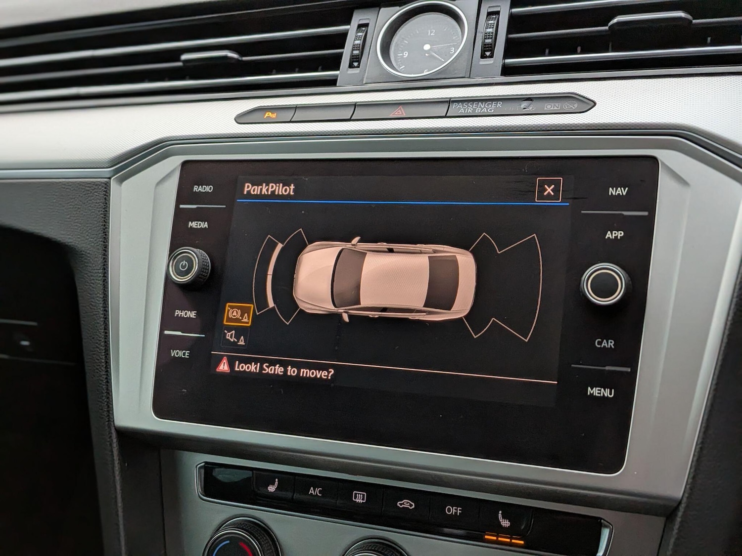 Used Volkswagen Passat 2018 for sale - 77203015: Photo 23