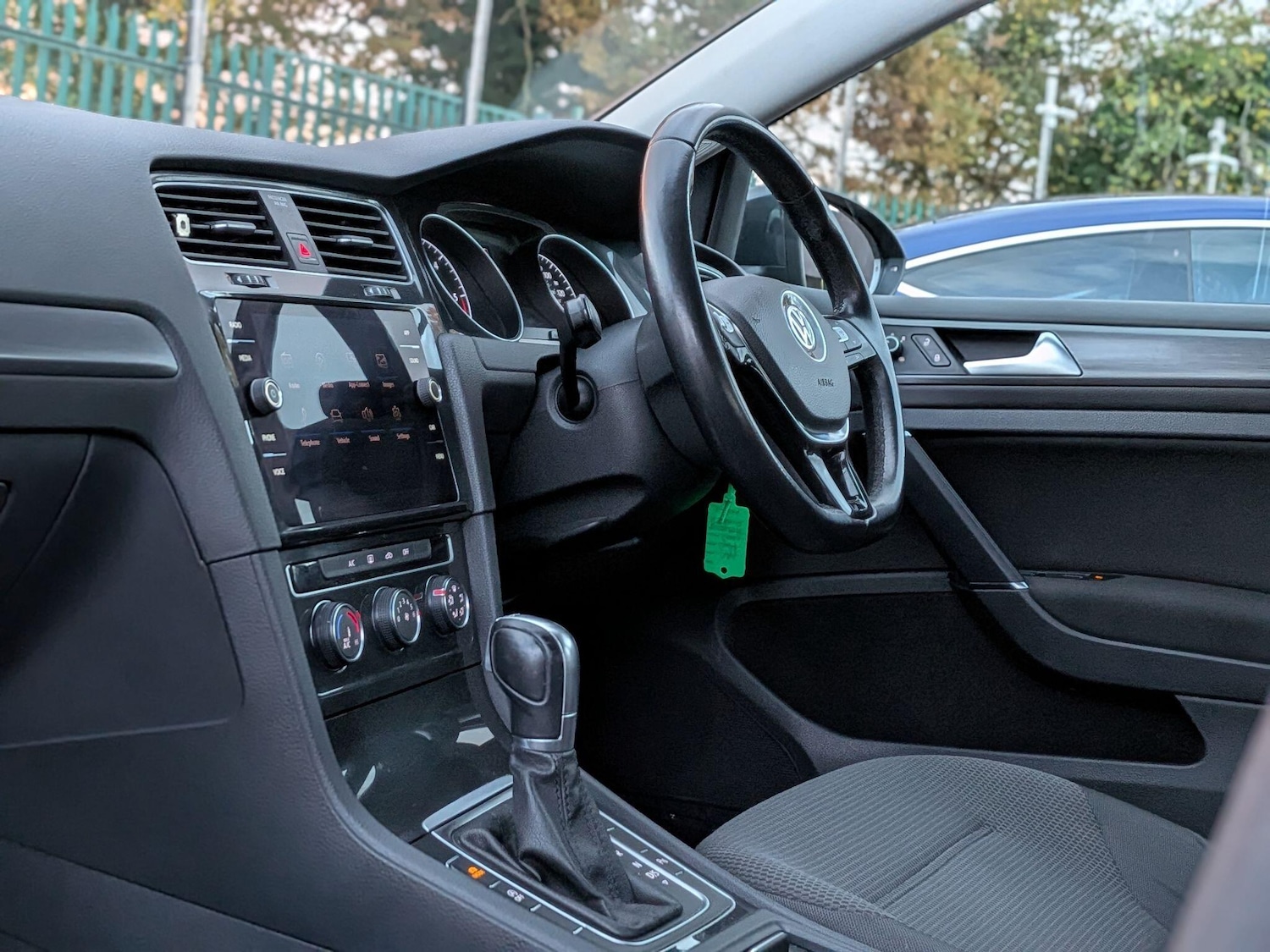 Used Volkswagen Golf 2018 for sale - 76992651: Photo 20