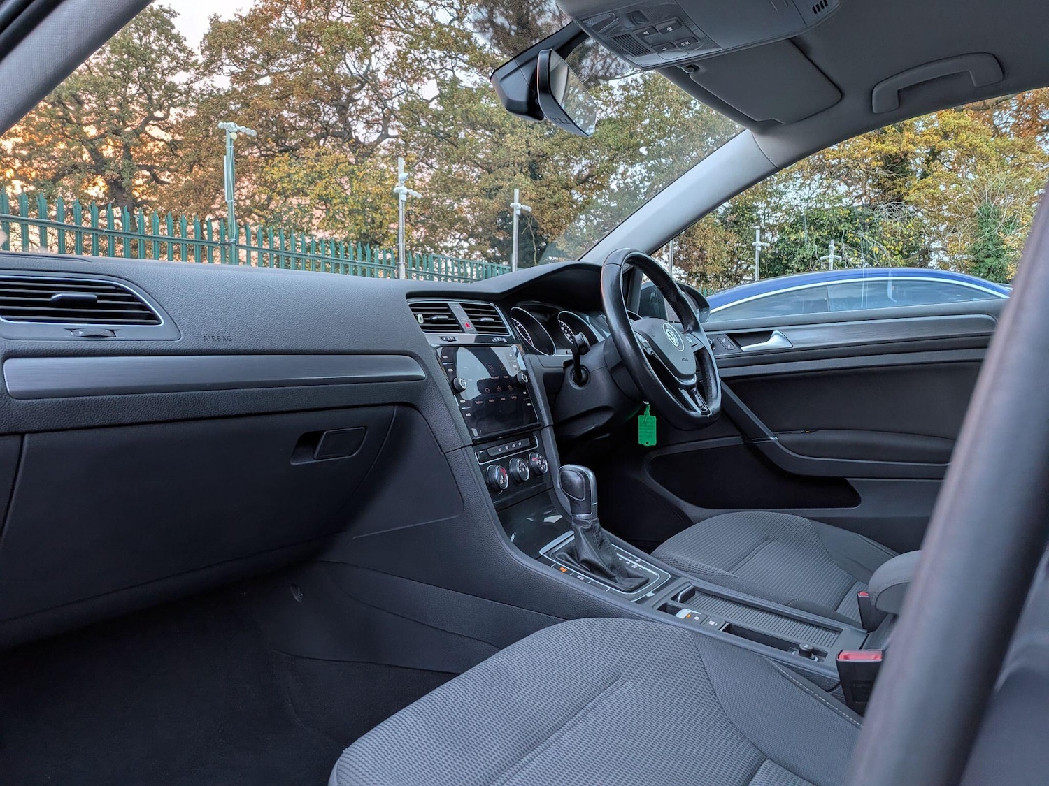 Used Volkswagen Golf 2018 for sale - 76992651: Photo 21