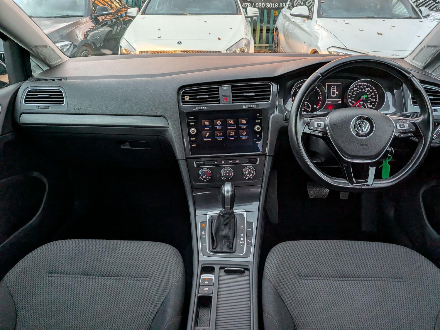 Used Volkswagen Golf 2018 for sale - 76992651: Photo 28