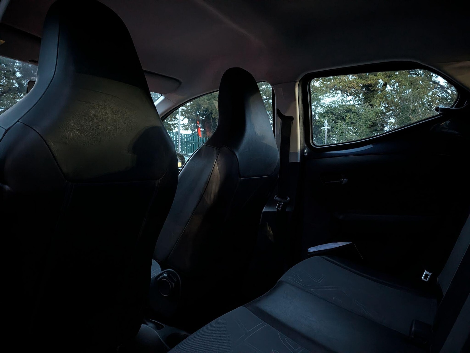 Used Toyota AYGO 2015 for sale - 76424998: Photo 24