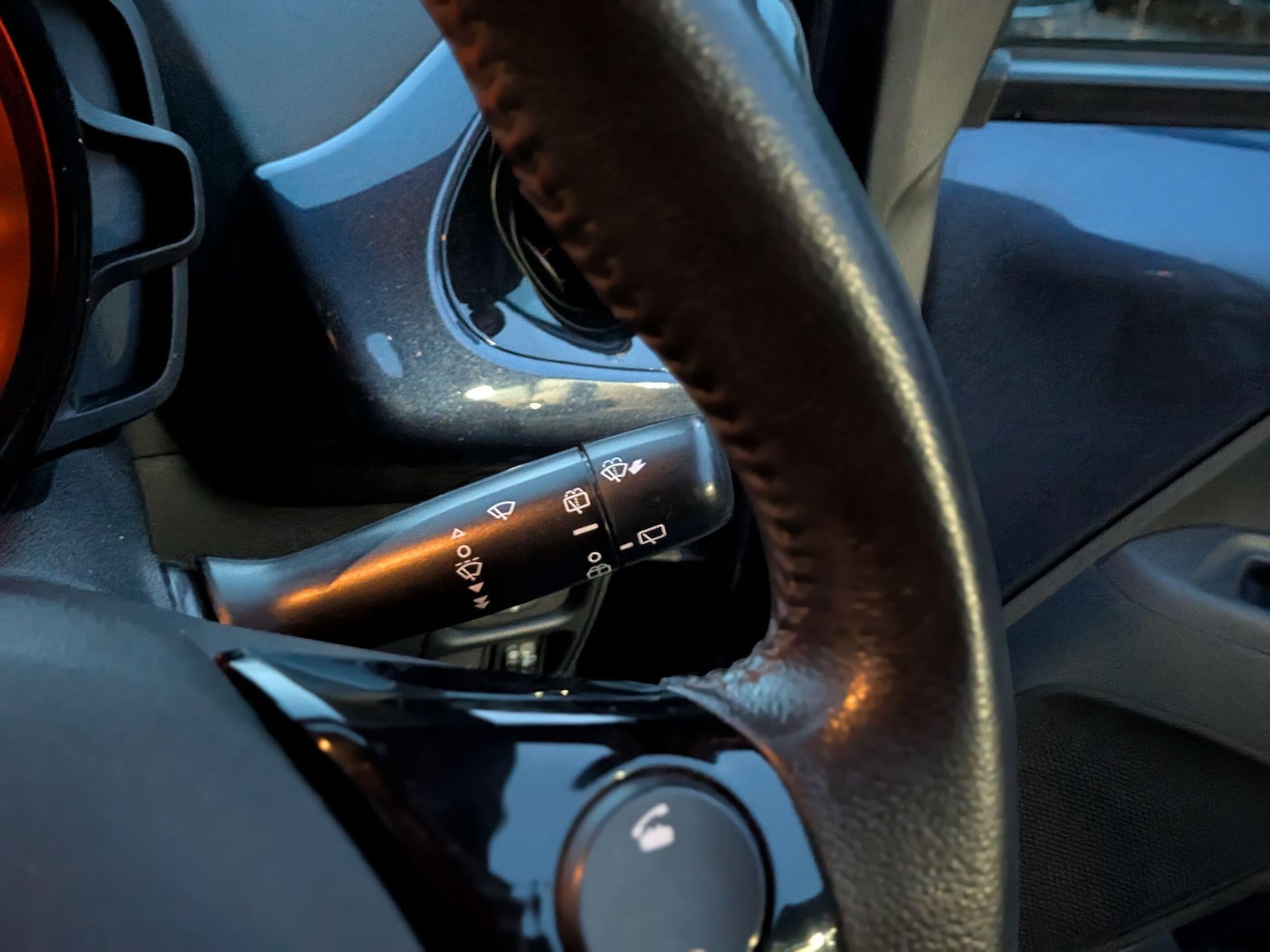 Used Toyota AYGO 2015 for sale - 76424998: Photo 30