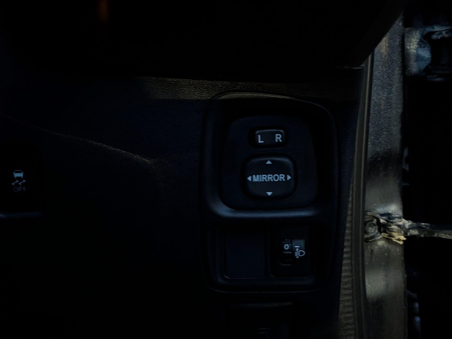 Used Toyota AYGO 2015 for sale - 76424998: Photo 39