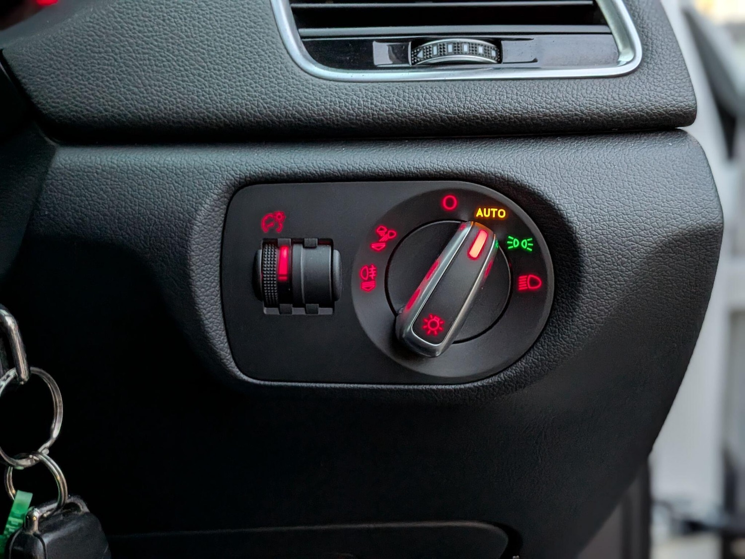 Used Audi Q3 2016 for sale - 76527922: Photo 49