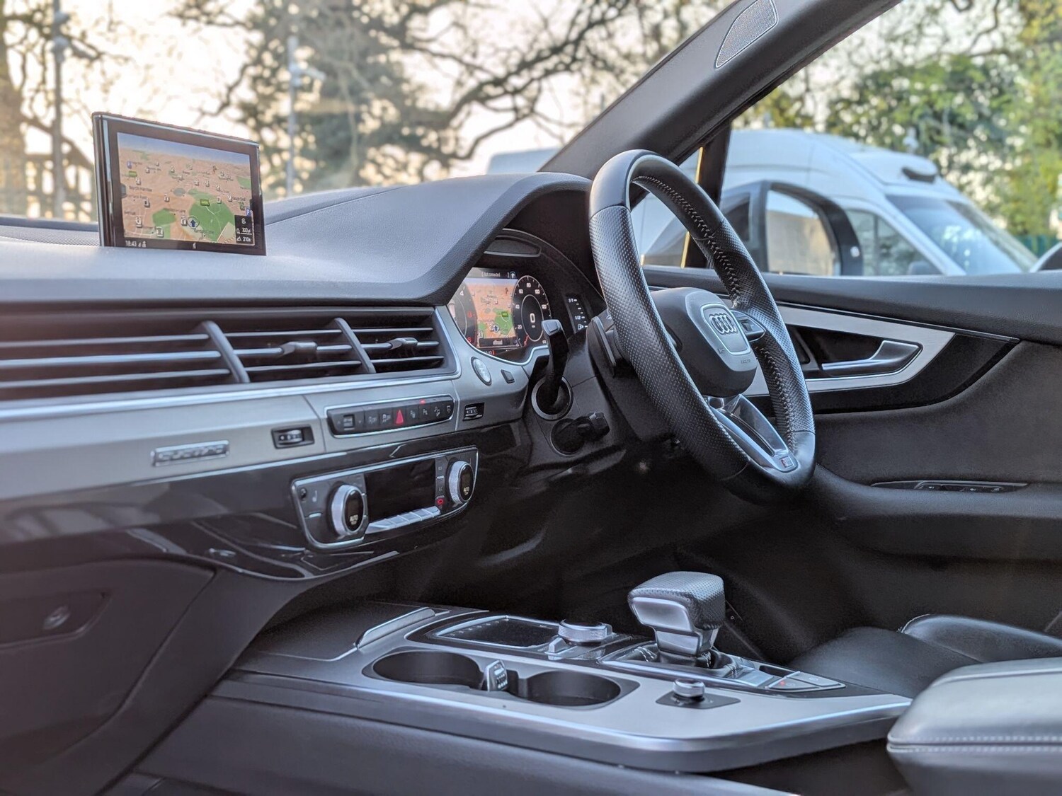 Used Audi Q7 2018 for sale - 78204456: Photo 27