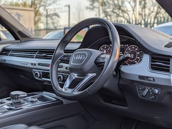 Used Audi Q7 2018 for sale - 78204456: Photo