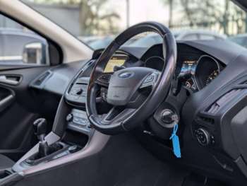 Used Ford Focus 2017 for sale - 74768499: Photo