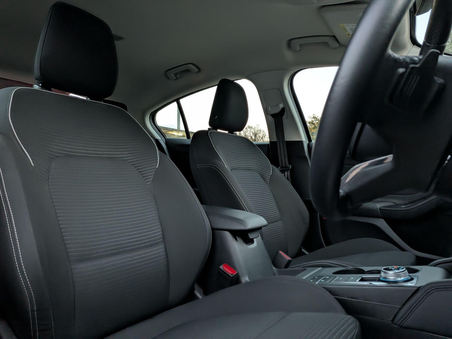 Used Ford Focus 2019 for sale - 76377602: Photo 16