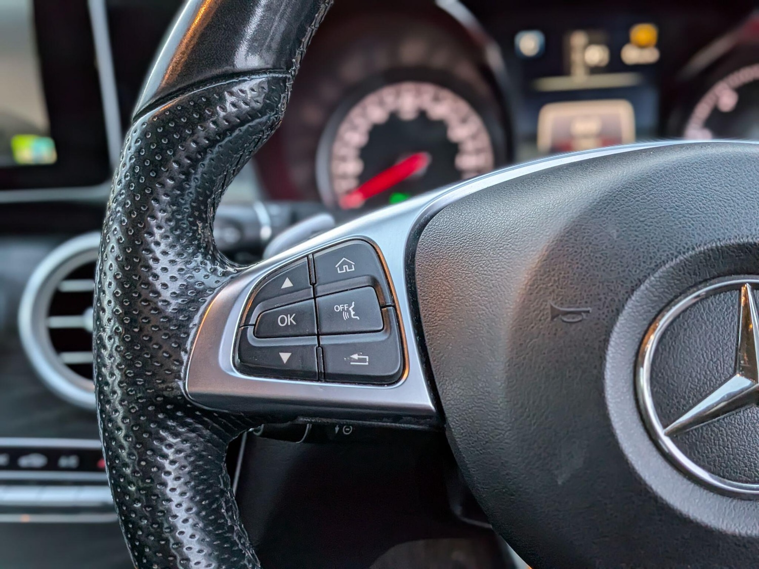 Used Mercedes-Benz C Class 2017 for sale - 77016693: Photo 21