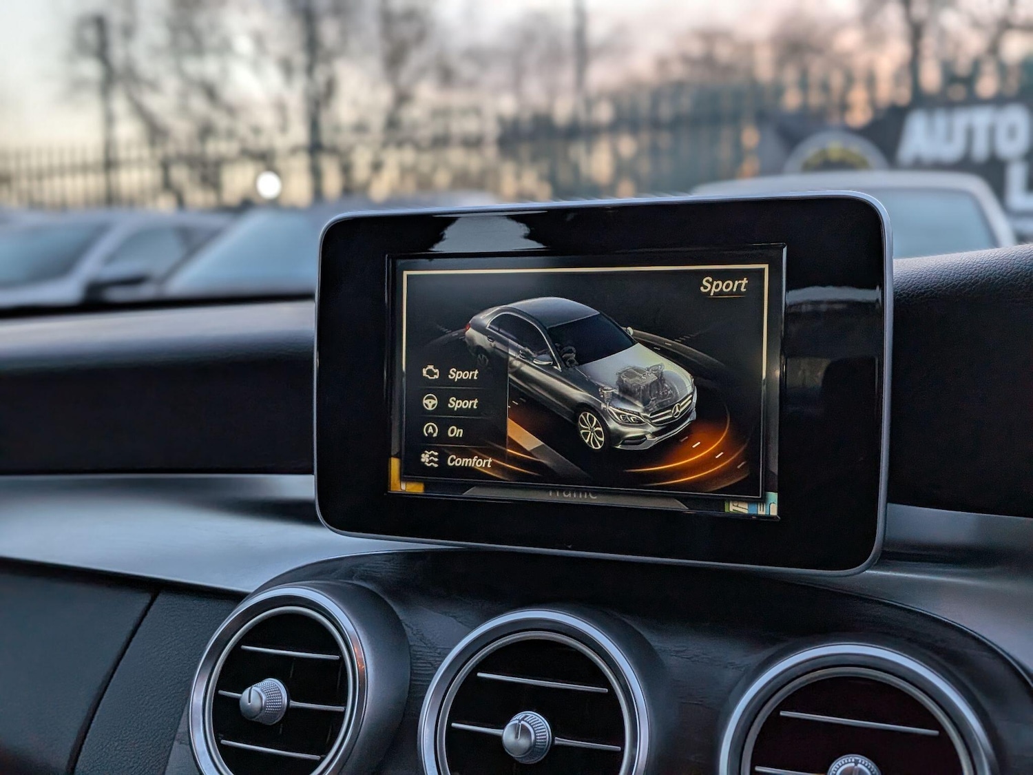 Used Mercedes-Benz C Class 2017 for sale - 77016693: Photo 37