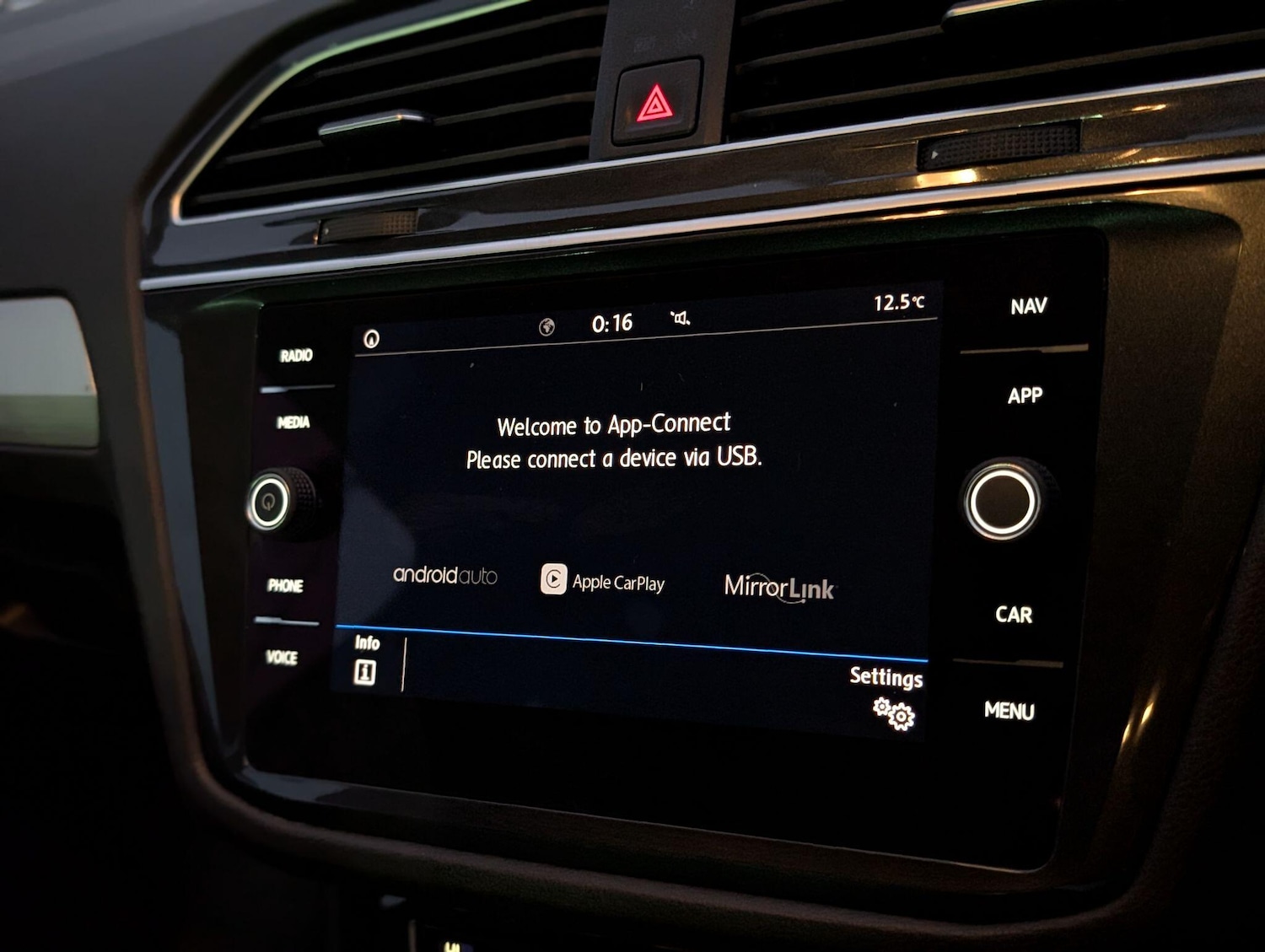 Used Volkswagen Tiguan 2019 for sale - 76246797: Photo 36