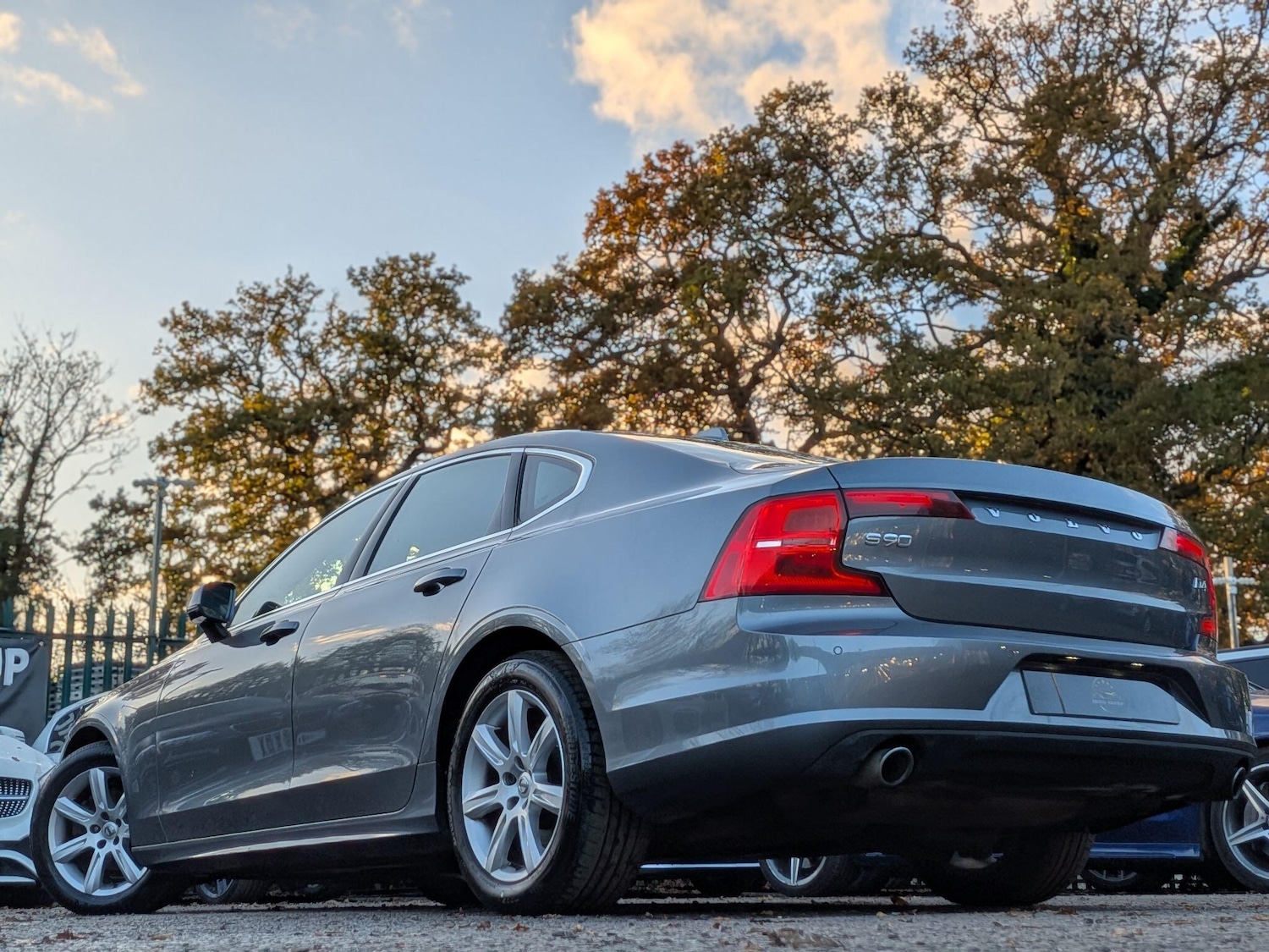 Used Volvo S90 2018 for sale - 76528017: Photo 10