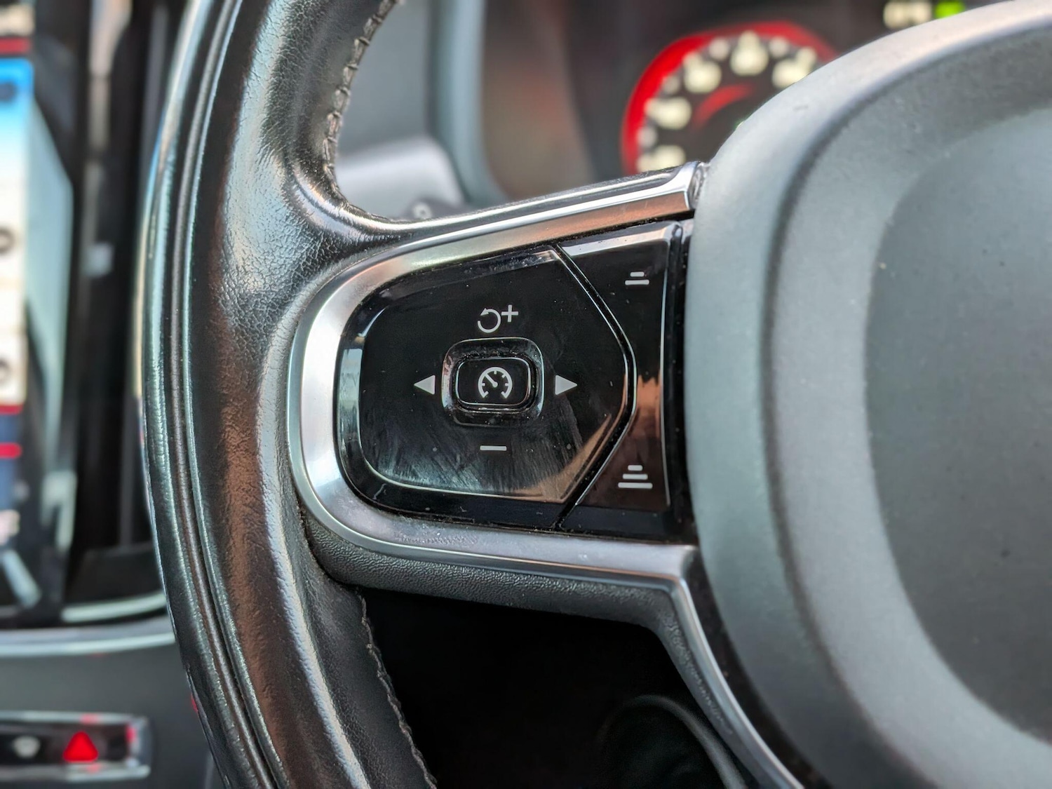 Used Volvo S90 2018 for sale - 76528017: Photo 29