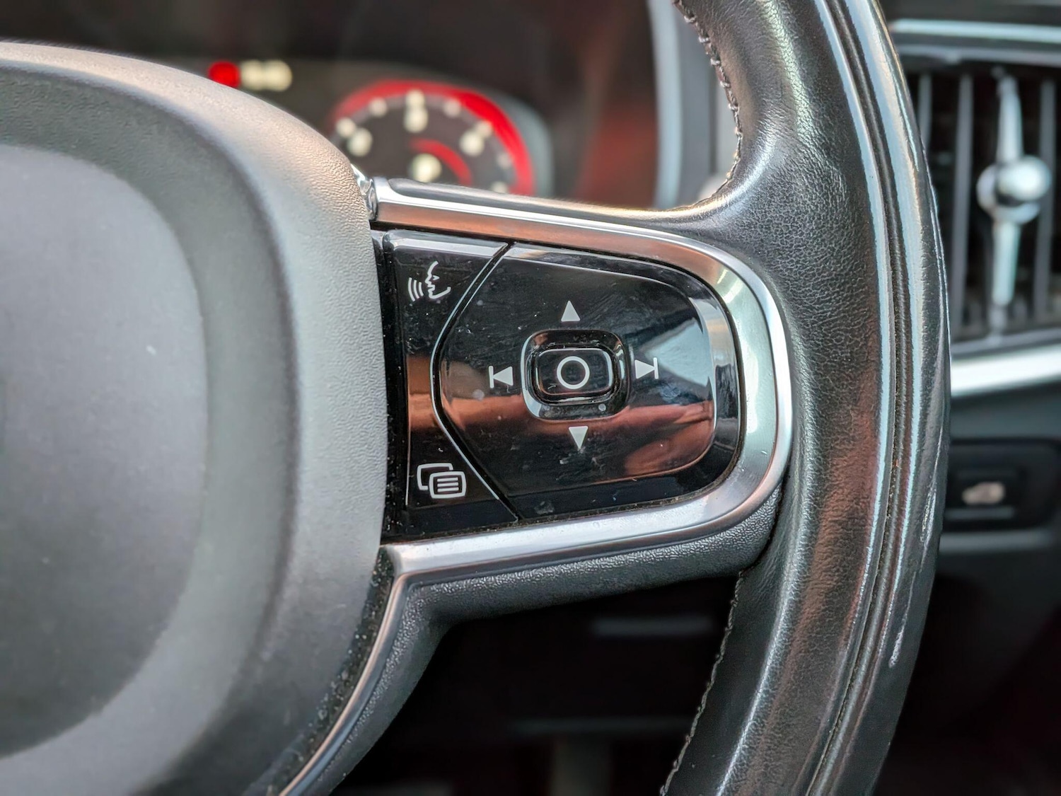 Used Volvo S90 2018 for sale - 76528017: Photo 31