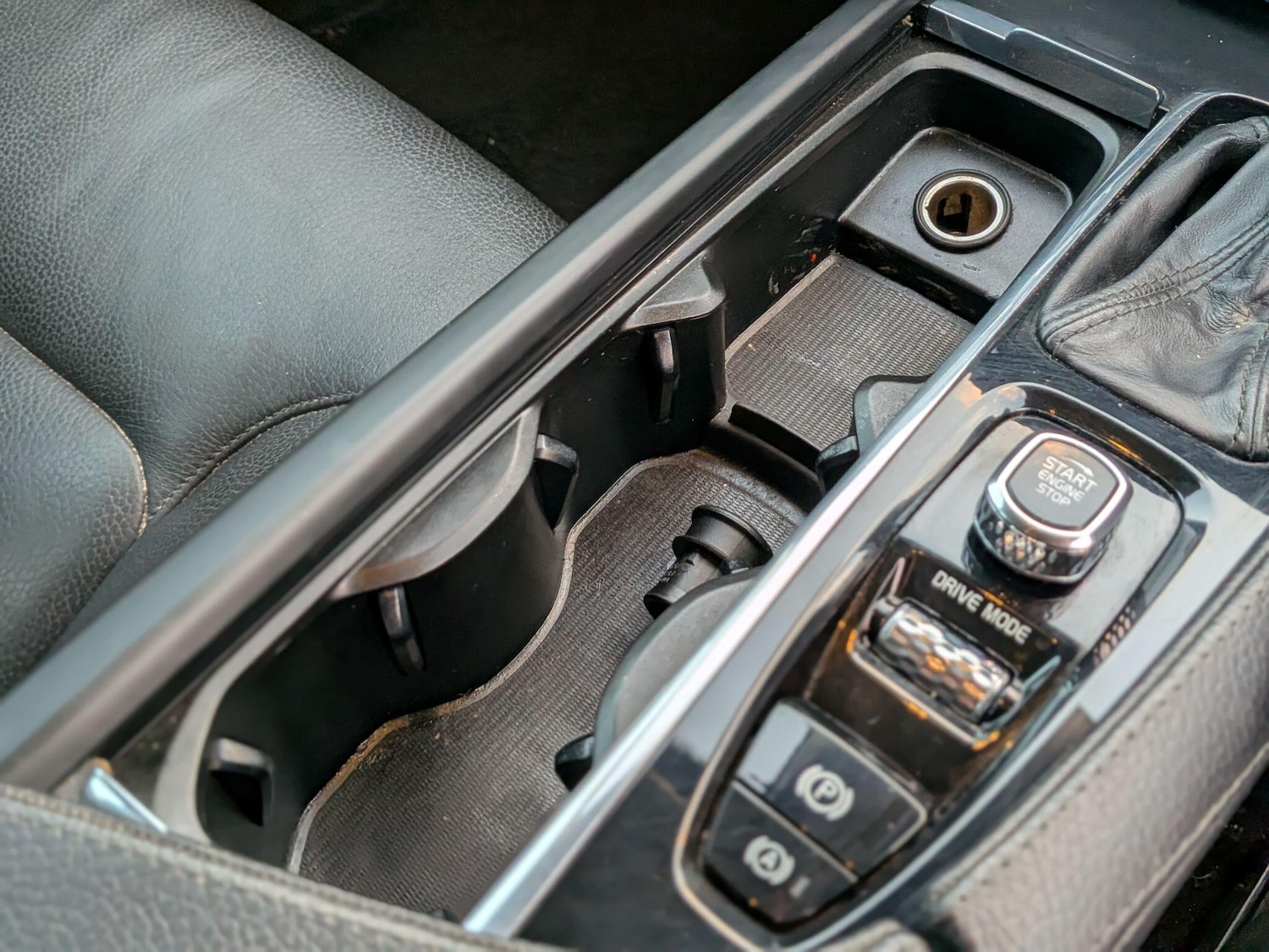 Used Volvo S90 2018 for sale - 76528017: Photo 34