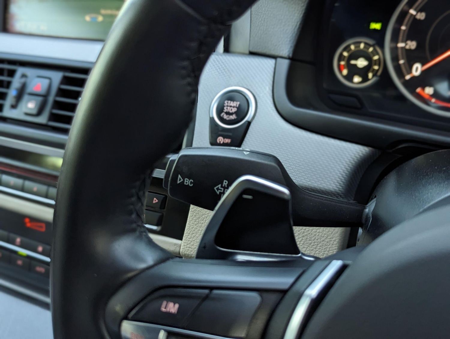 Used BMW 5 Series 2015 for sale - 76666675: Photo 37