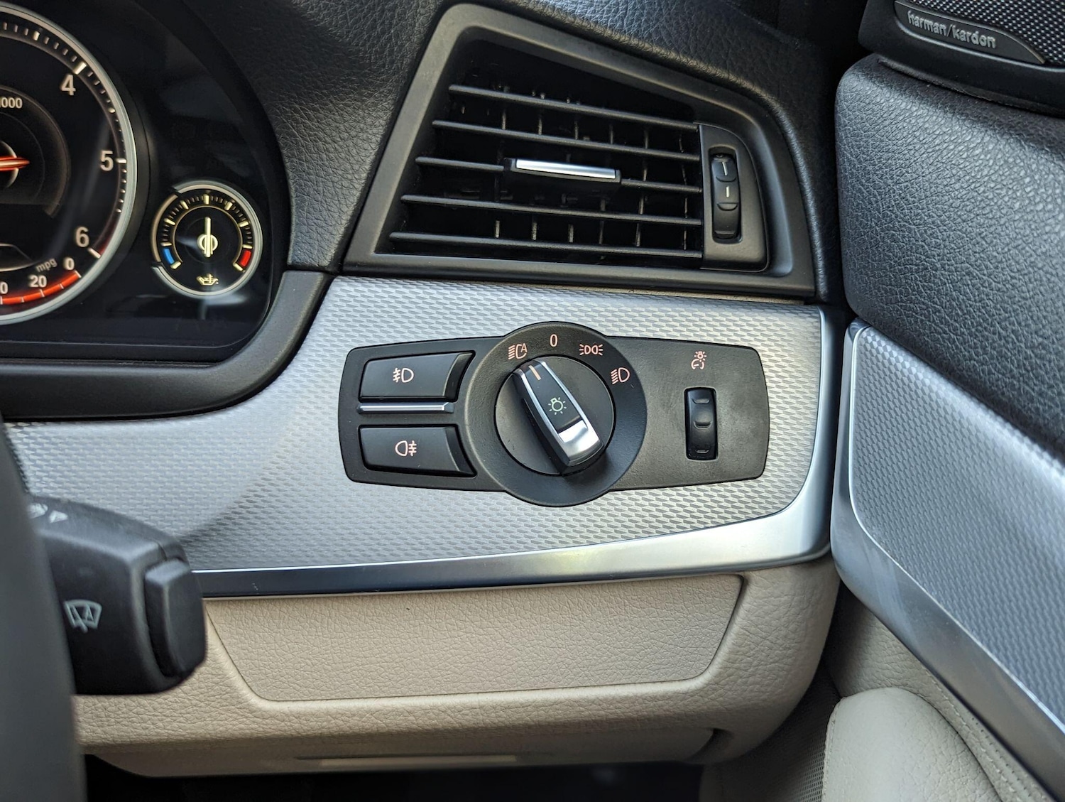 Used BMW 5 Series 2015 for sale - 76666675: Photo 46