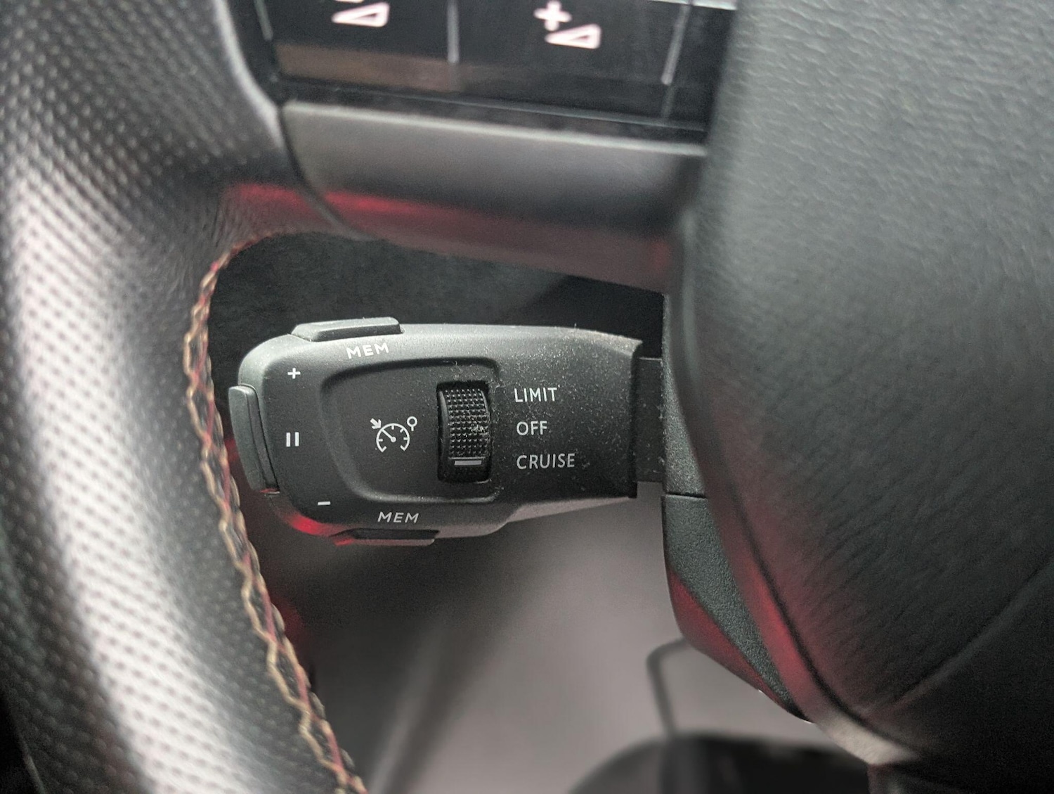Used DS Automobiles DS 3 Crossback 2019 for sale - 76282779: Photo 24