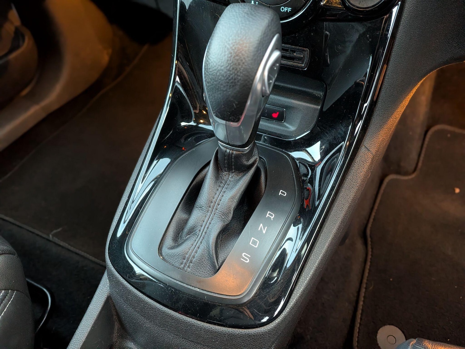 Used Ford Fiesta 2015 for sale - 77898487: Photo 38