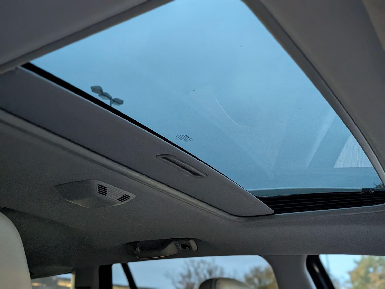 Used Volvo XC90 2011 for sale - 76562392: Photo 23