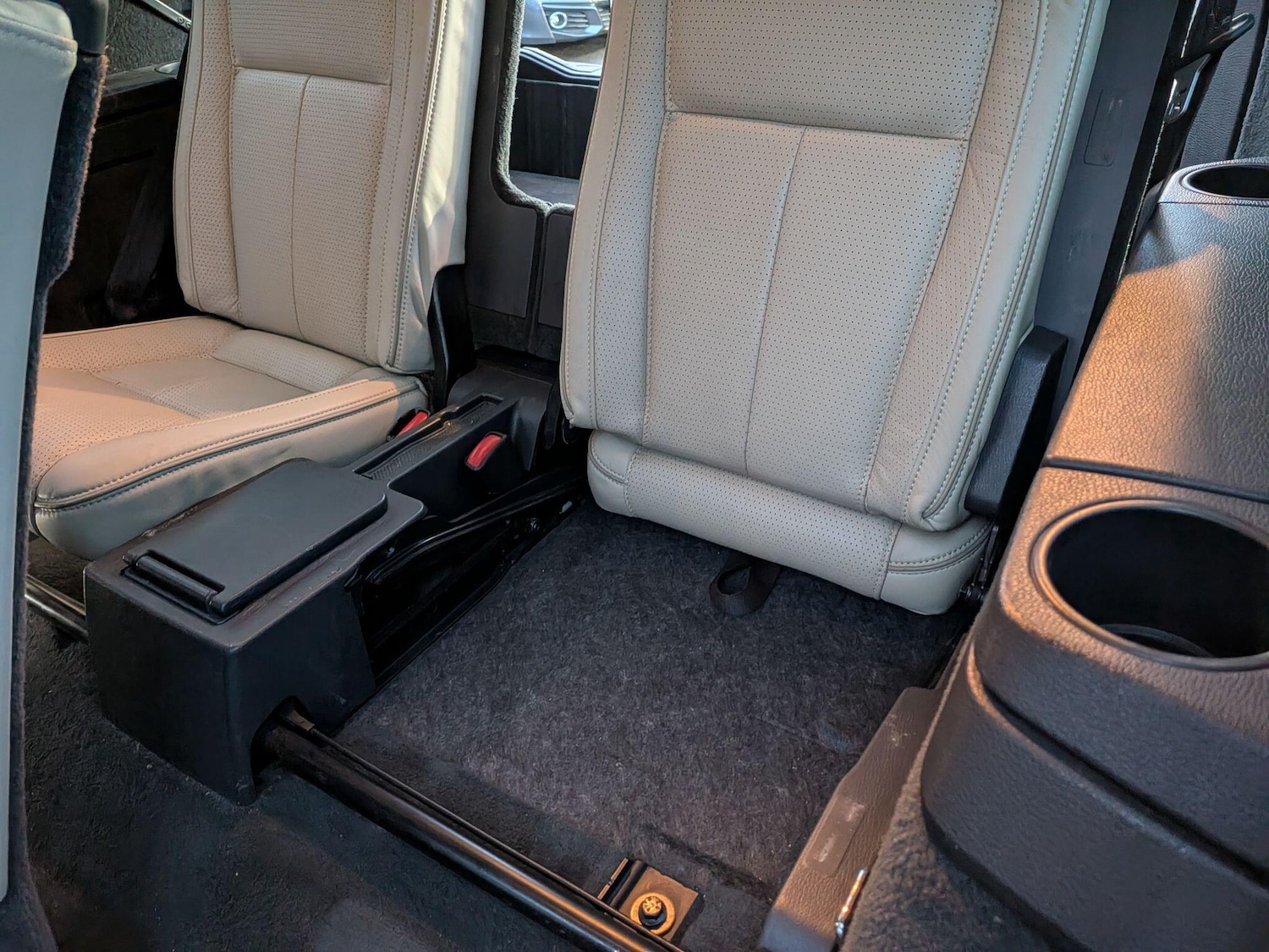 Used Volvo XC90 2011 for sale - 76562392: Photo 40