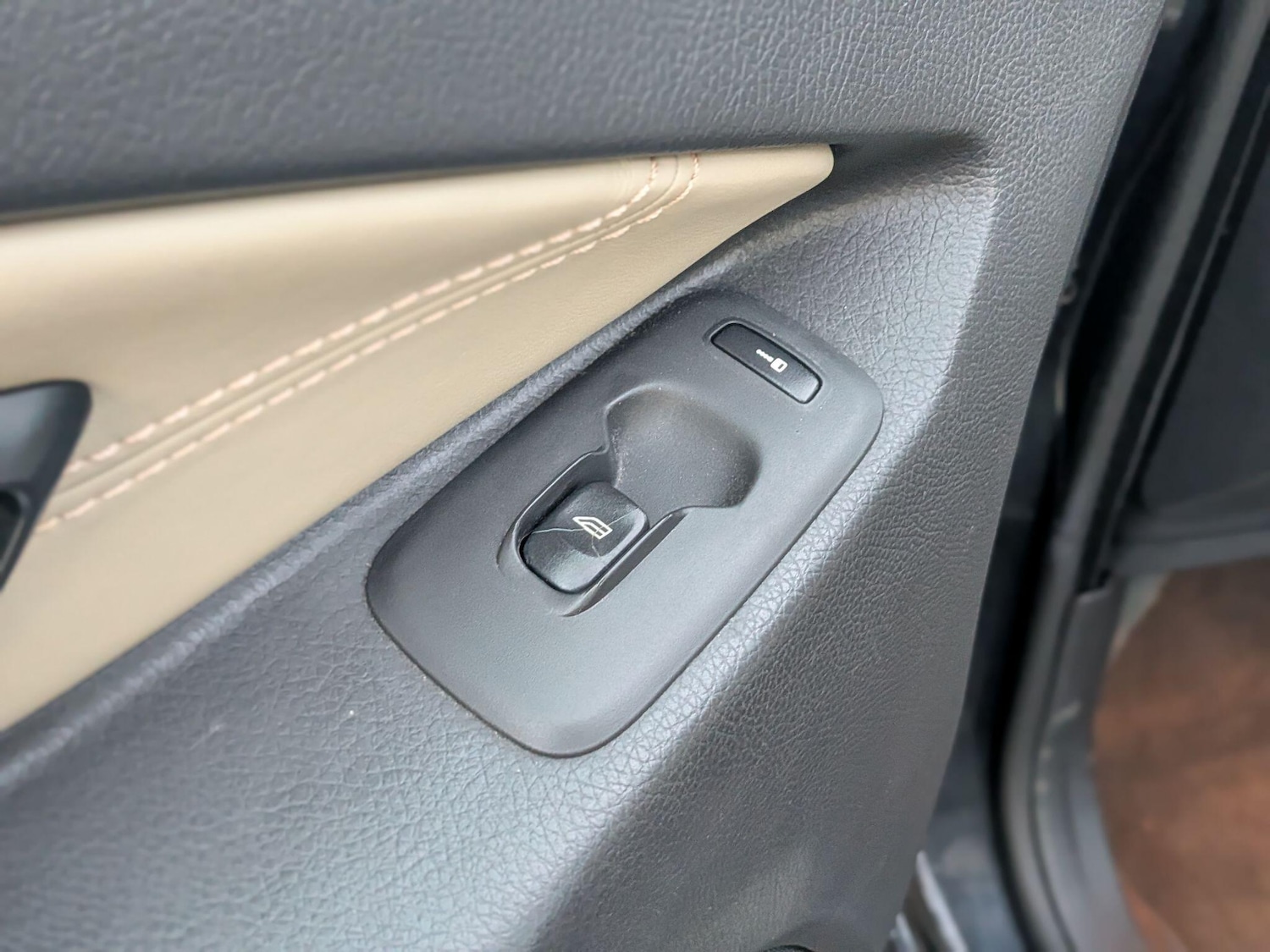 Used Volvo XC90 2011 for sale - 76562392: Photo 52