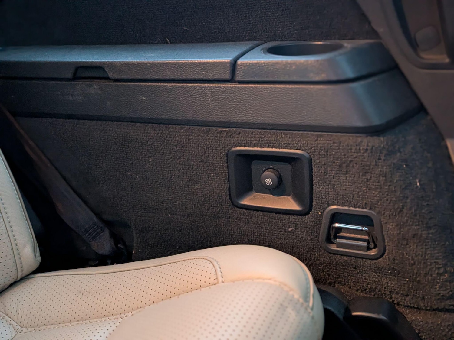 Used Volvo XC90 2011 for sale - 76562392: Photo 60