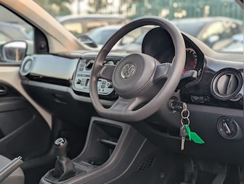Used Volkswagen up! 2012 for sale - 75563231: Photo
