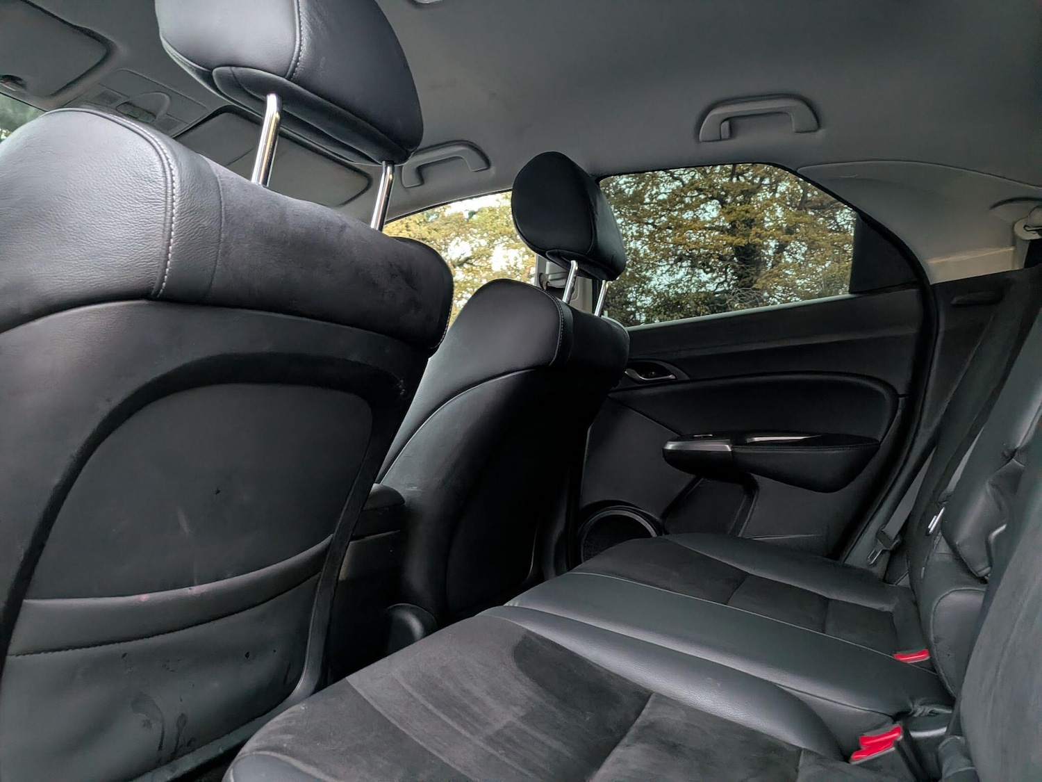 Used Honda Civic 2011 for sale - 76561518: Photo 23