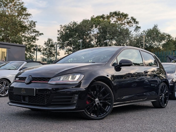 Used Volkswagen Golf 2016 for sale - 76072632: Photo 4