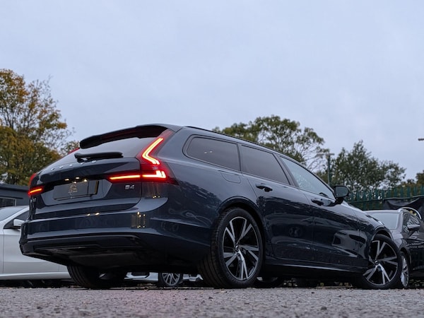 Used Volvo V90 2022 for sale - 76327030: Photo 8