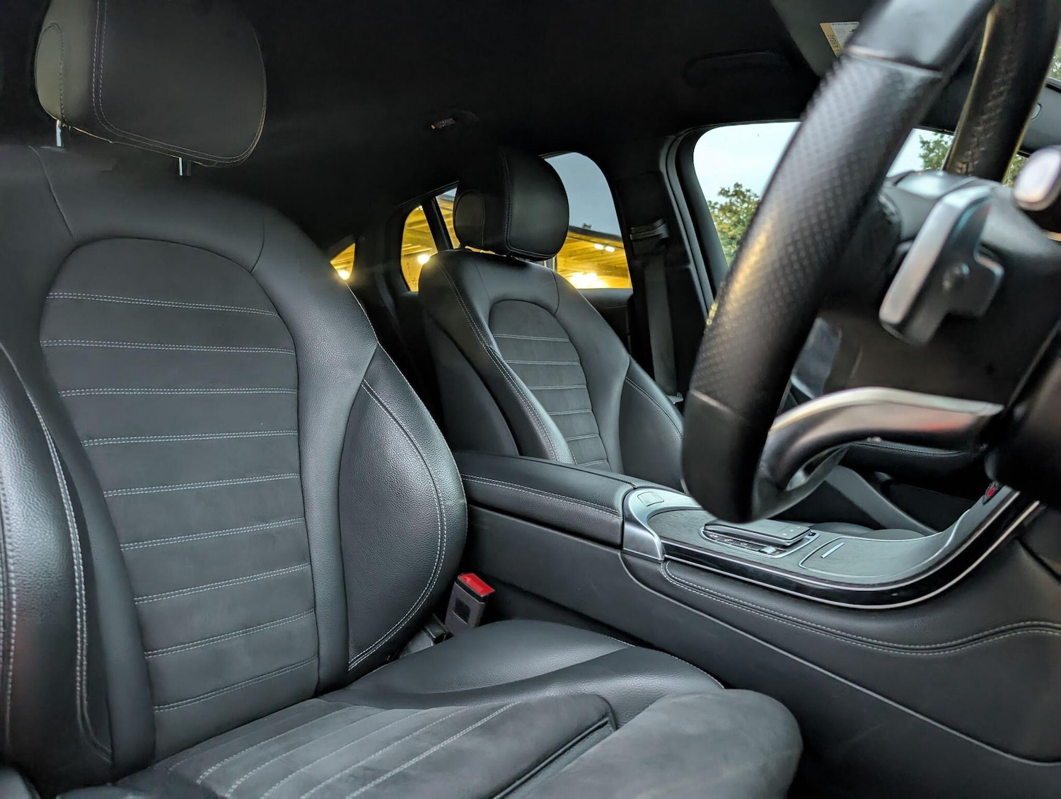 Used Mercedes-Benz GLC 2019 for sale - 75867012: Photo 38