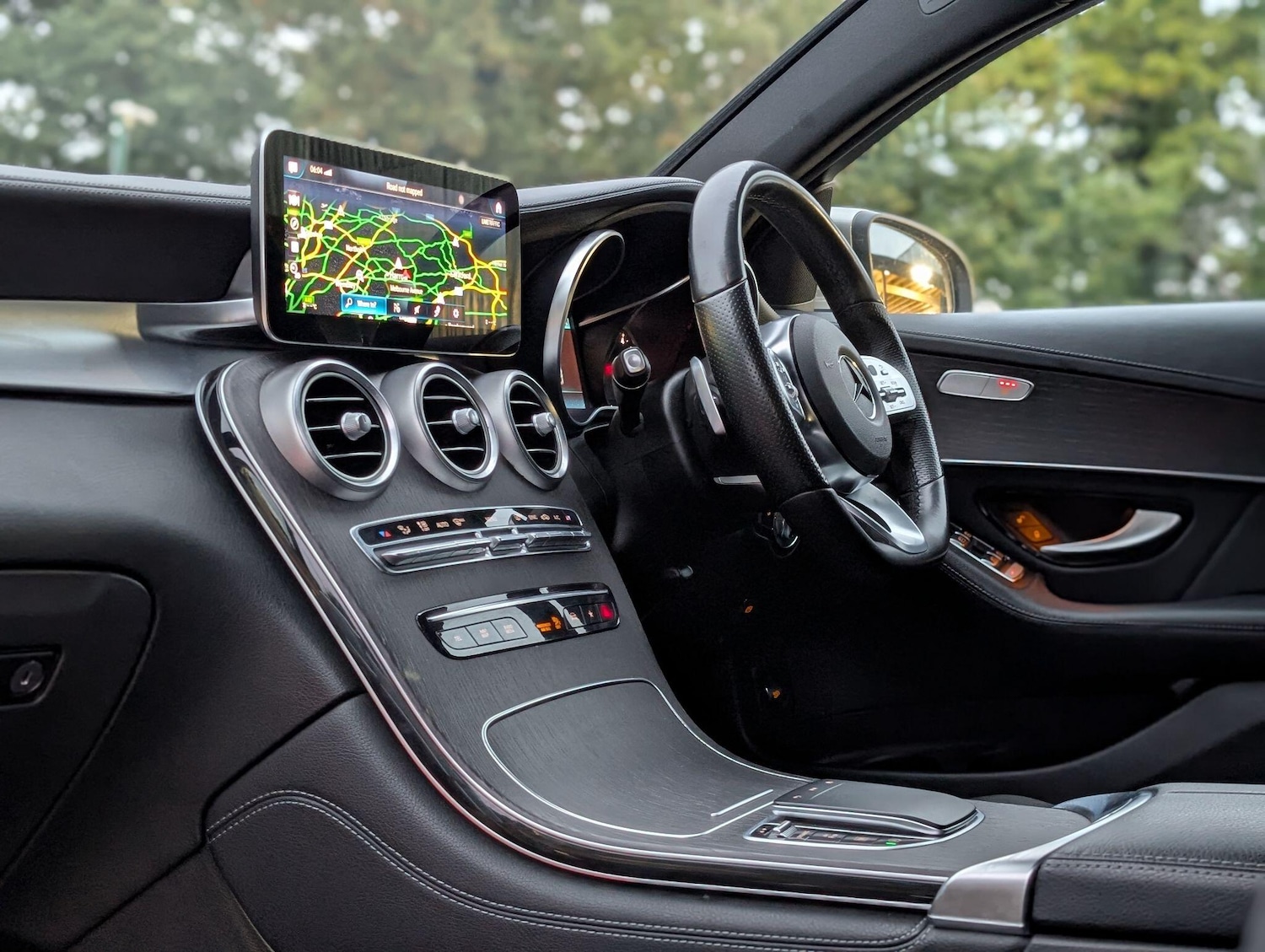 Used Mercedes-Benz GLC 2019 for sale - 75867012: Photo 39