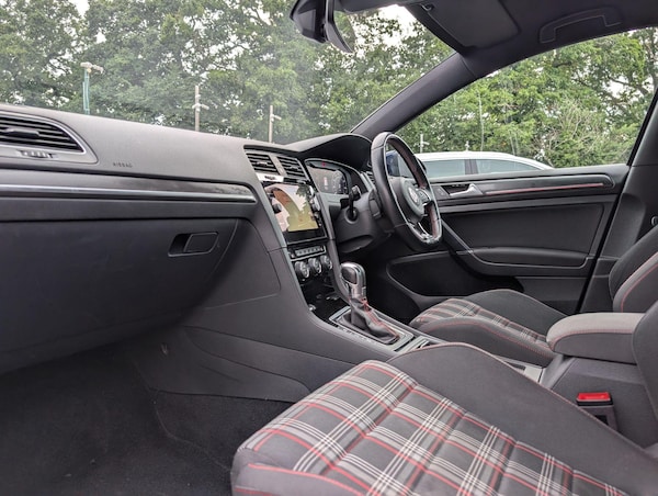 Used Volkswagen Golf 2019 for sale - 75362763: Photo 31