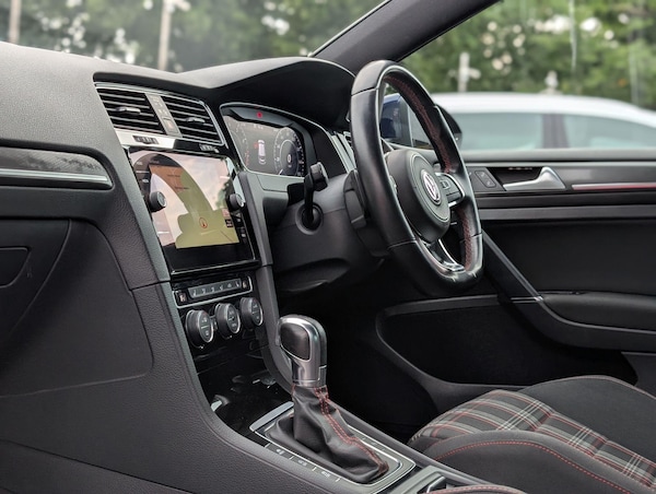 Used Volkswagen Golf 2019 for sale - 75362763: Photo 32
