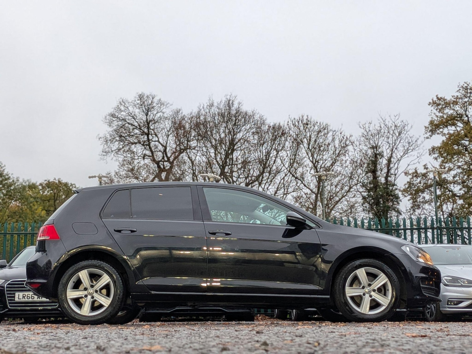 Used Volkswagen Golf for sale - 76759726: Photo 13