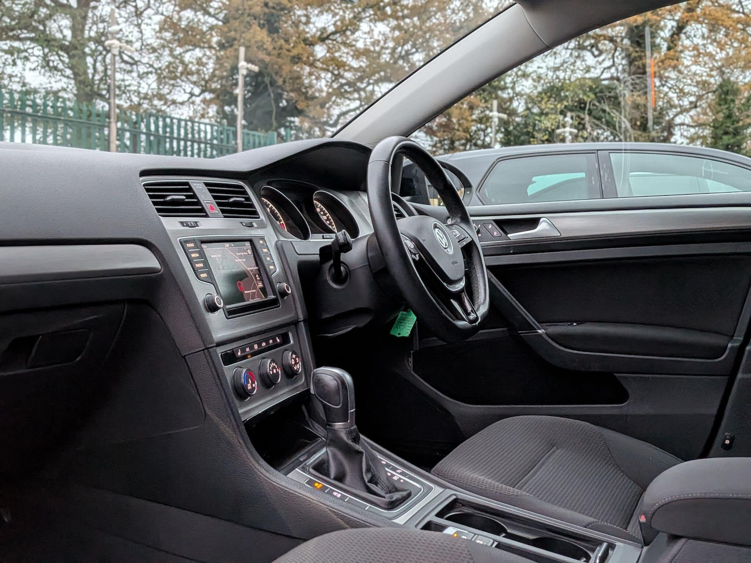 Used Volkswagen Golf for sale - 76759726: Photo 17