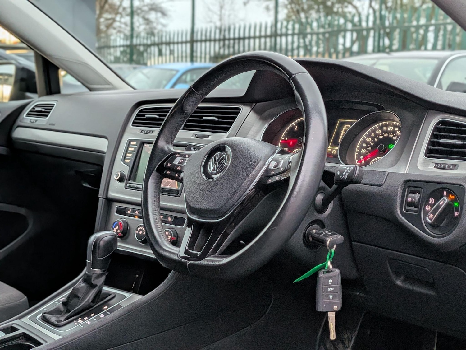 Used Volkswagen Golf for sale - 76759726: Photo 3