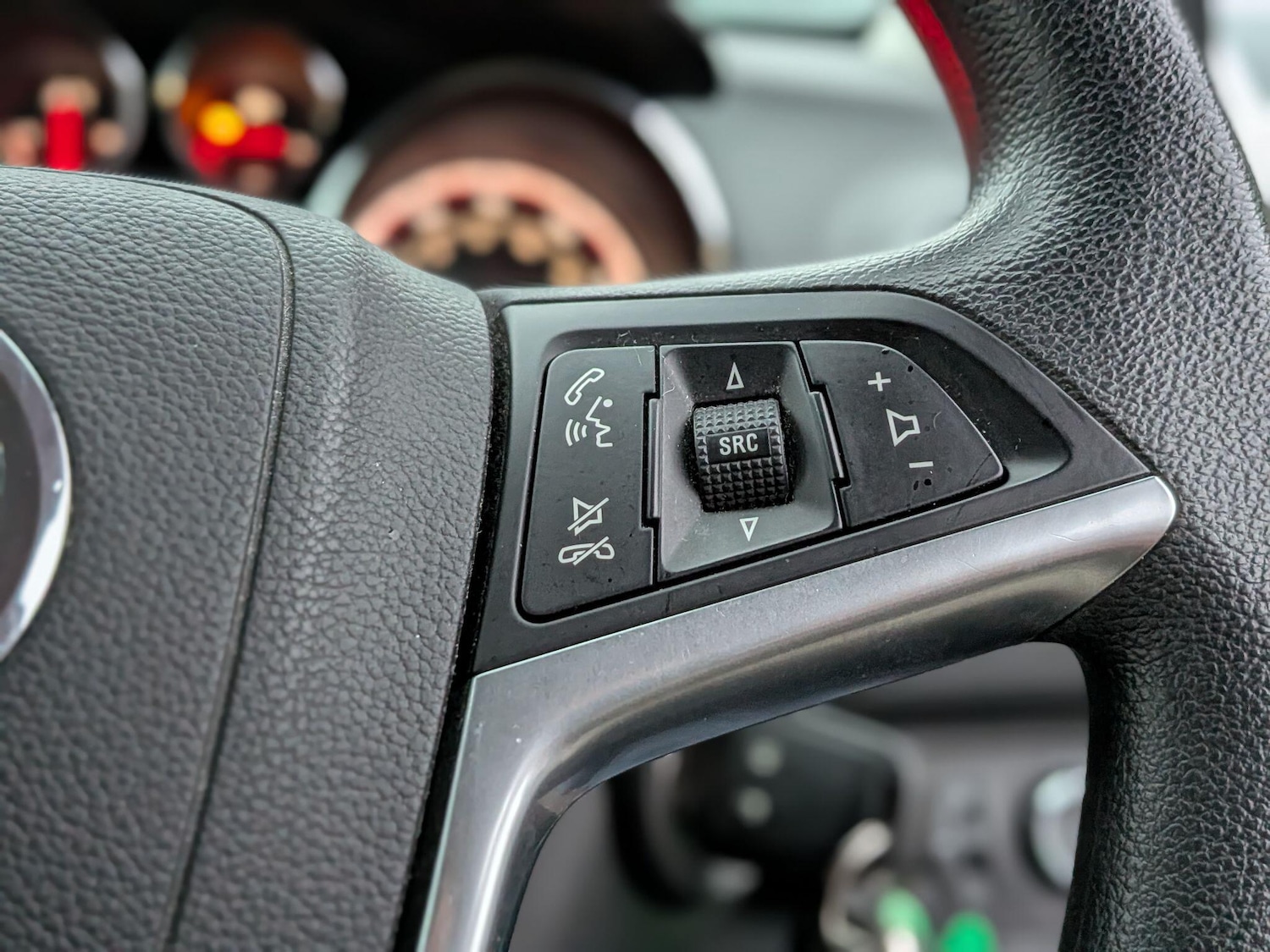 Used Vauxhall Meriva 2015 for sale - 76512640: Photo 22