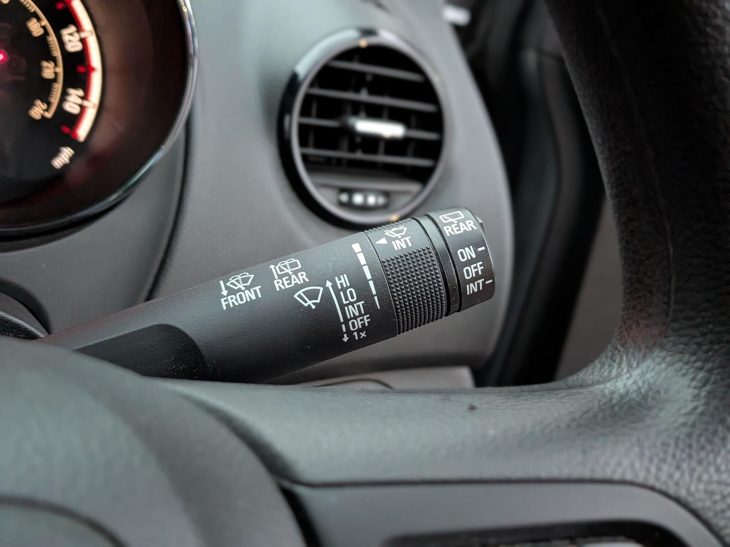 Used Vauxhall Meriva 2015 for sale - 76512640: Photo 23