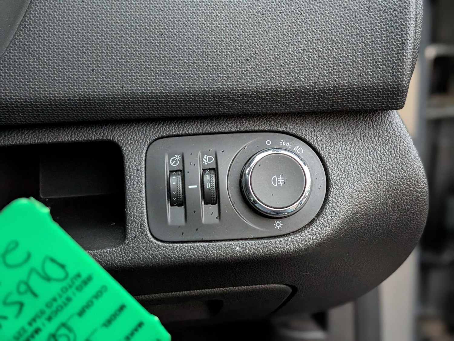 Used Vauxhall Meriva 2015 for sale - 76512640: Photo 24