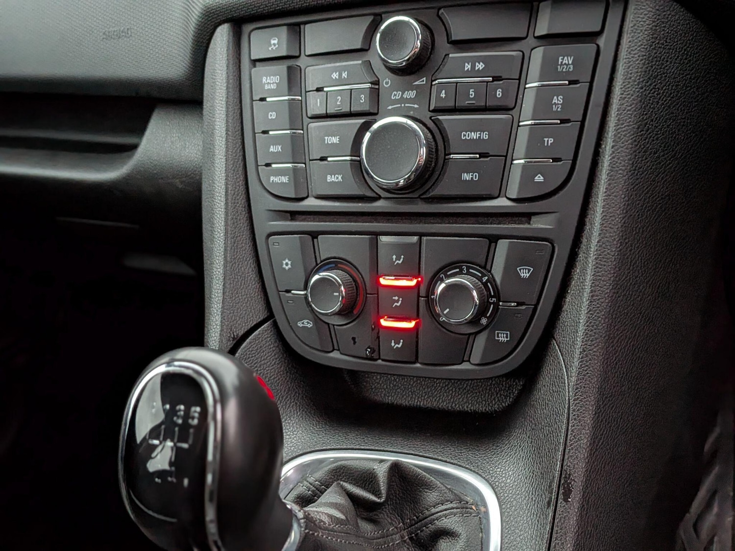 Used Vauxhall Meriva 2015 for sale - 76512640: Photo 25