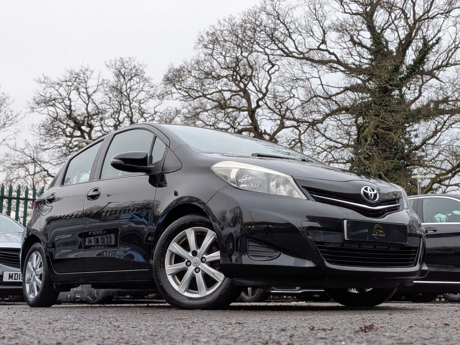 Used Toyota Yaris for sale - 77216305: Photo 4