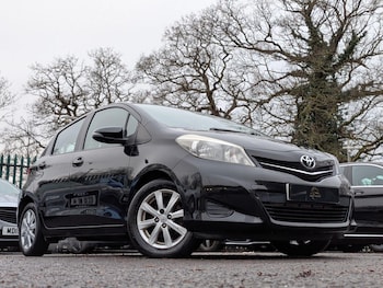 Used Toyota Yaris 2012 for sale - 77216305: Photo