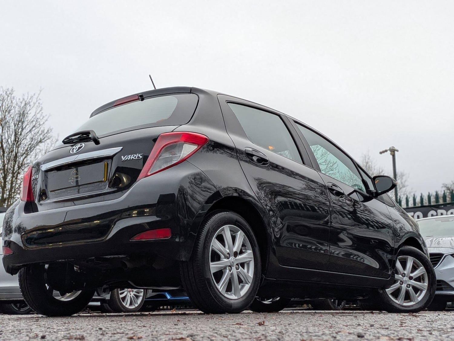 Used Toyota Yaris for sale - 77216305: Photo 8