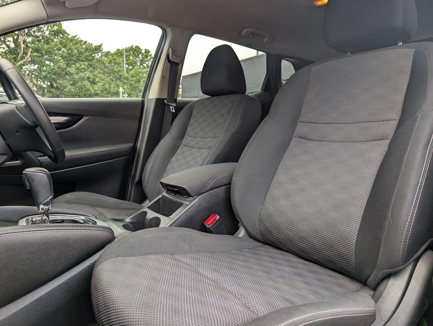 Used Nissan Qashqai 2015 for sale - 76189231: Photo 22