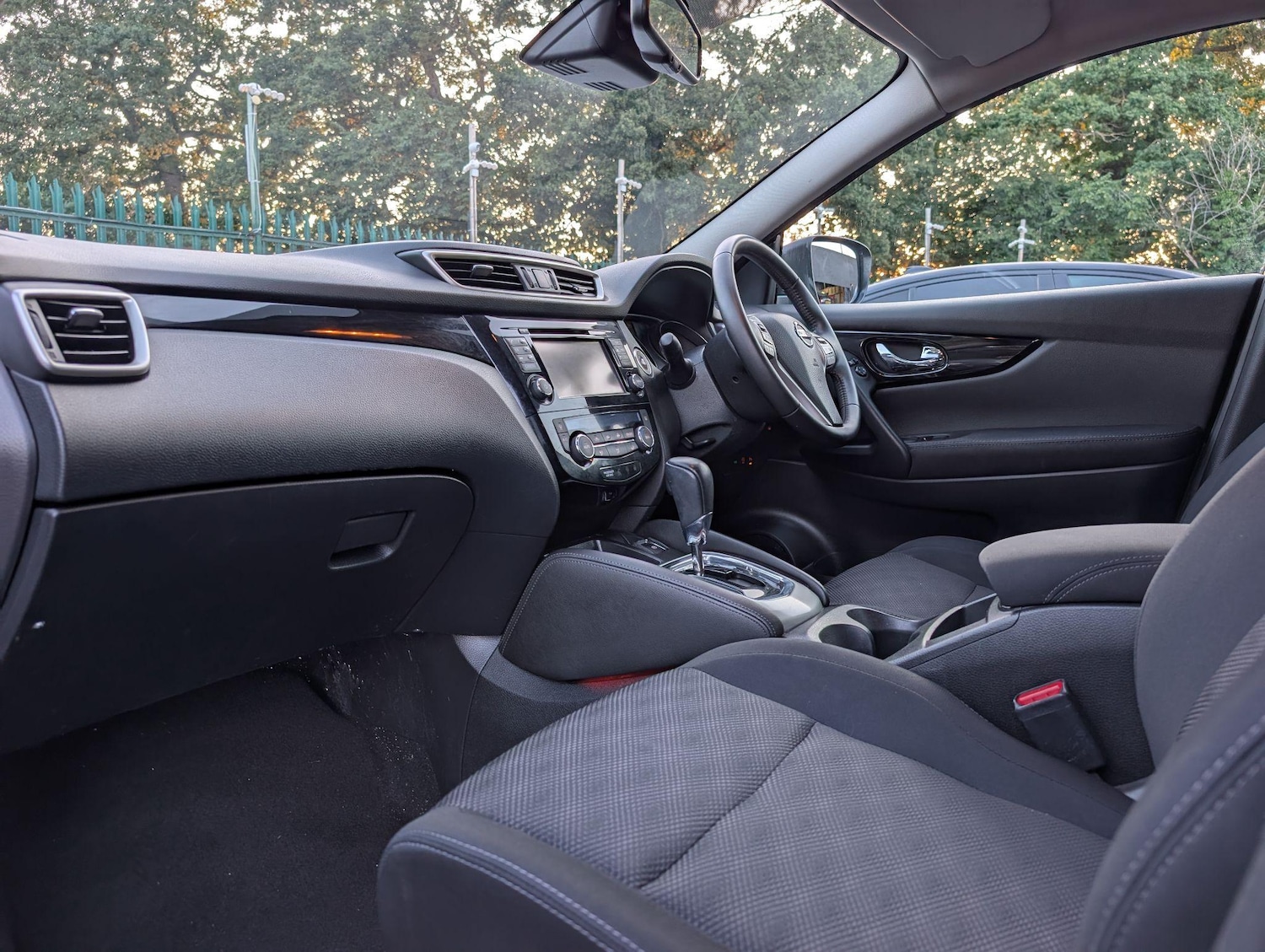 Used Nissan Qashqai 2015 for sale - 76189231: Photo 33